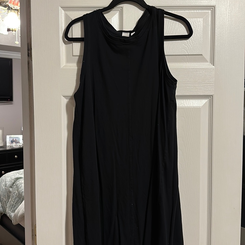 Simple black gap dress.  Sleeveless and cotton